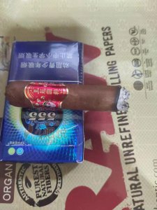王冠雪茄烟，科技之光，价格表图一览，品味生活新高度